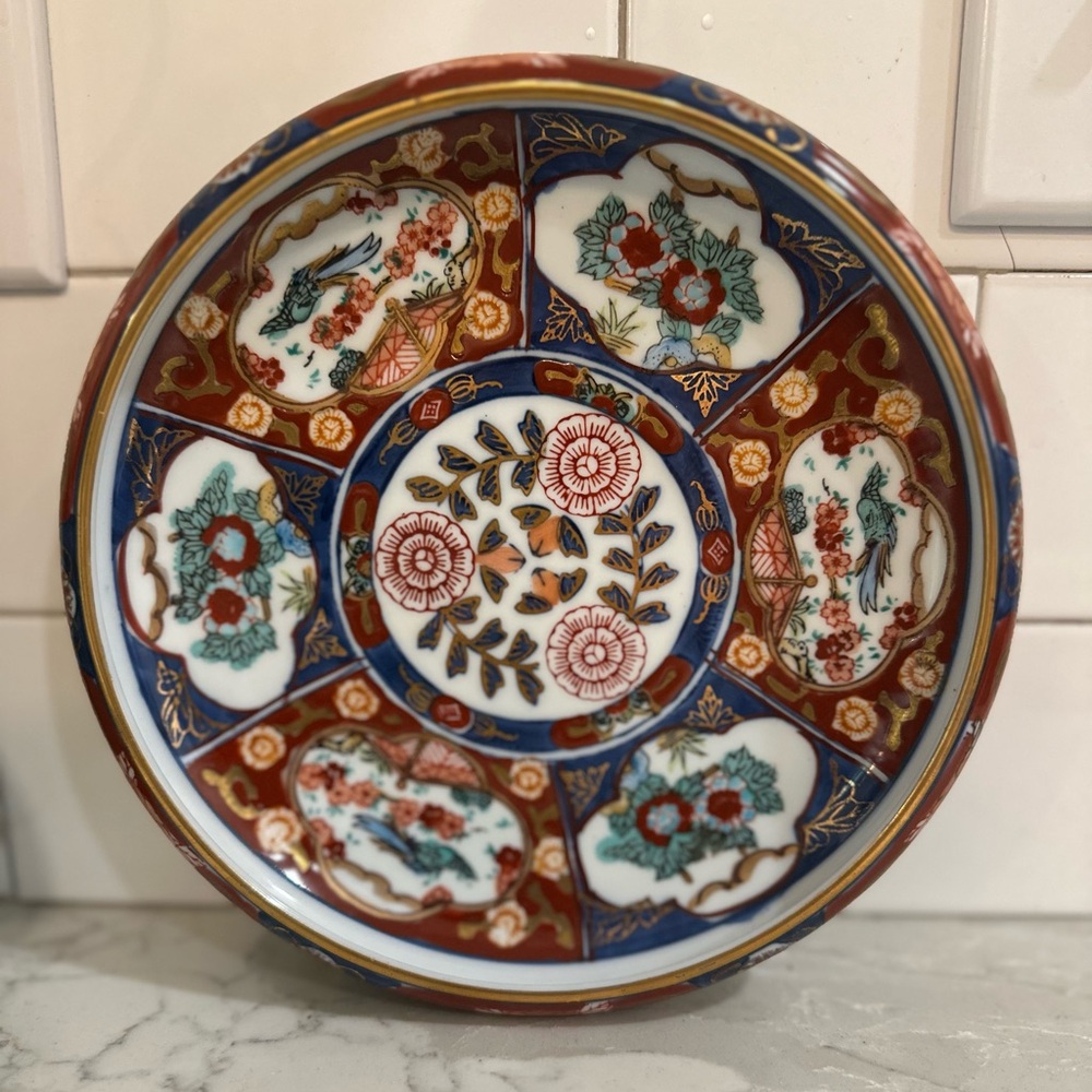 Beautiful gold trim Imari Plate